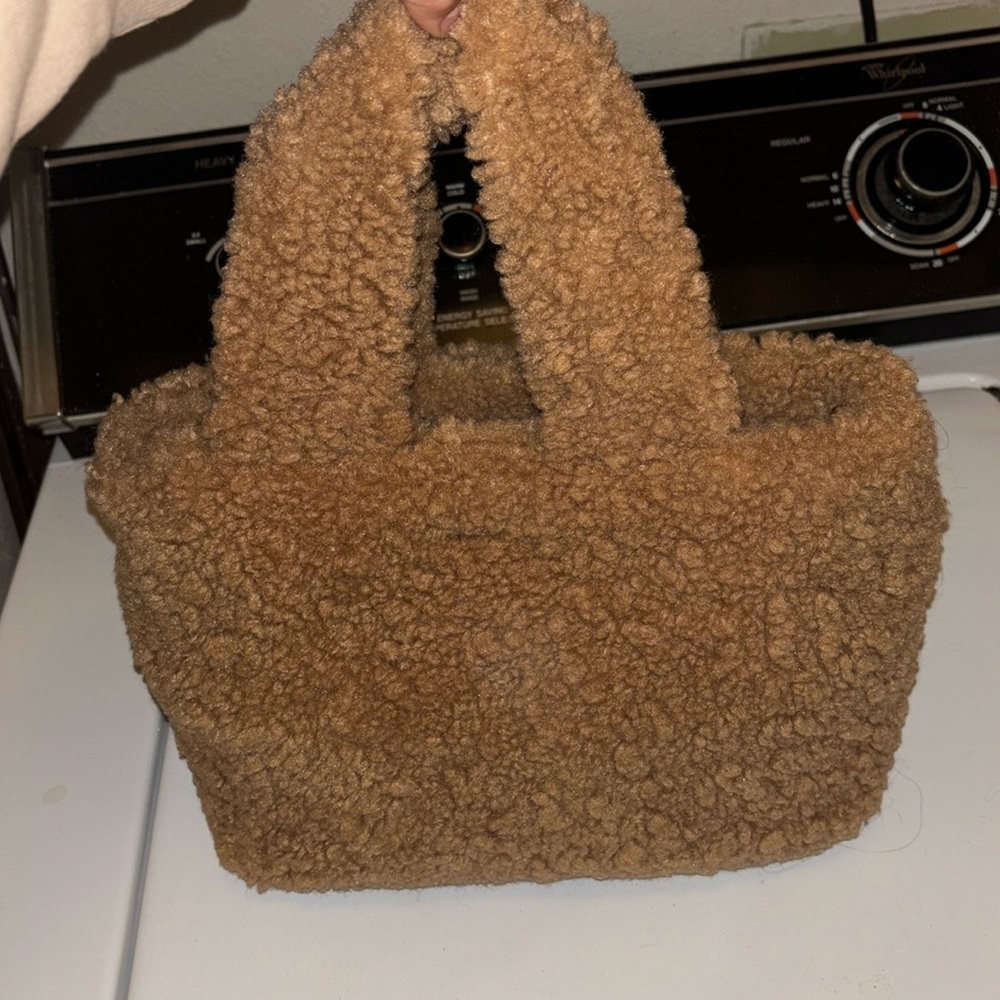 Fluffy teddy purse